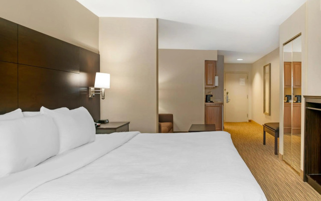 Quality Inn & Suites