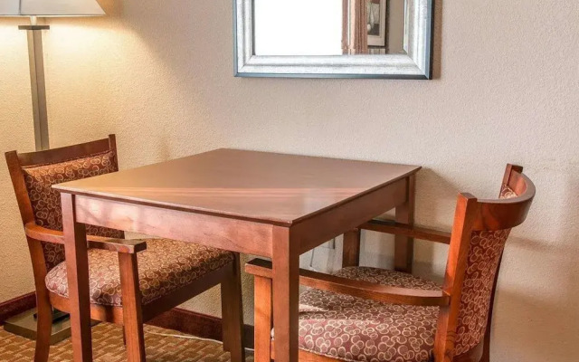 Quality Inn Near Interstate I94