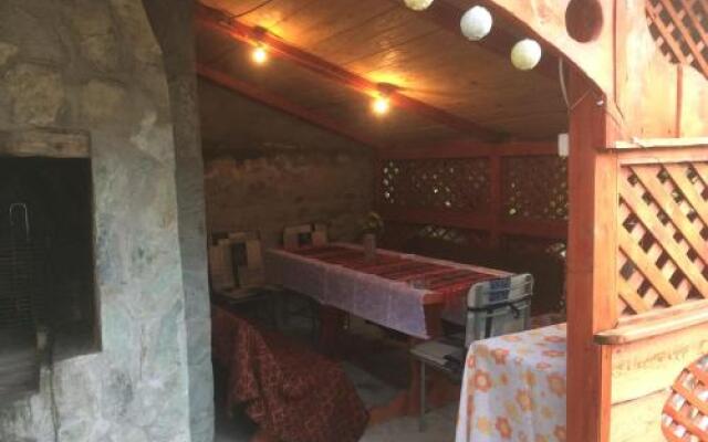 Pensiunea Lili Novaci