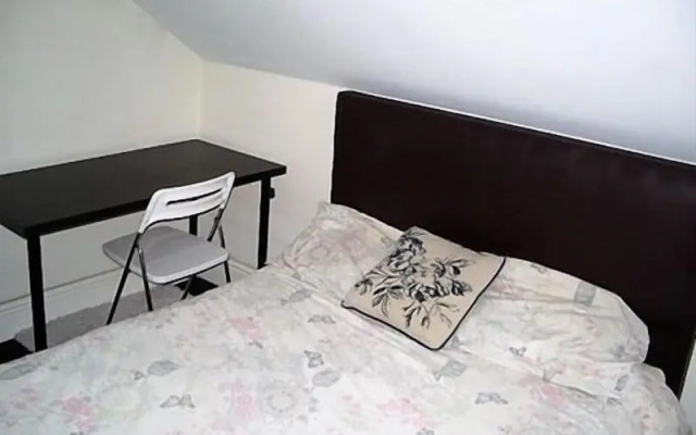 Birmingham Guest House 17