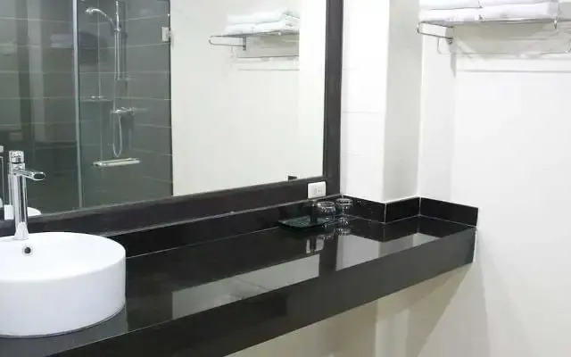 Patong Green Mountain Hotel, Phuket