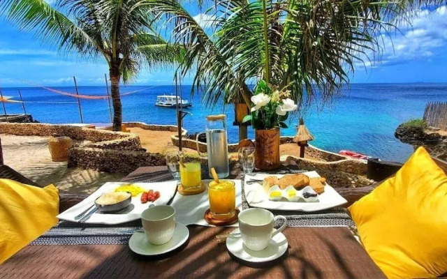 U Story Resort