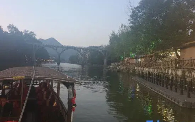 Laochengwai Chinese Inn (Border City Chatong Scenic Area)