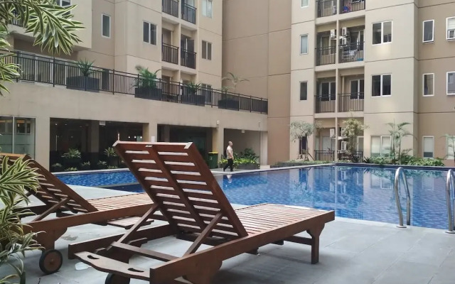 Spacious And Modern Studio Room At Sudirman Suites Bandung