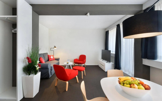 Home Swiss Hotel