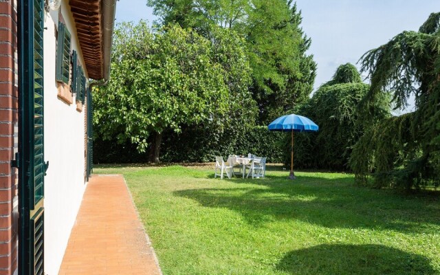 Montignano Trilo With Shared Pool