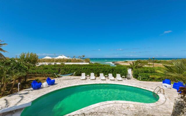 2374 Villa Costa Merlata by Perle di Puglia