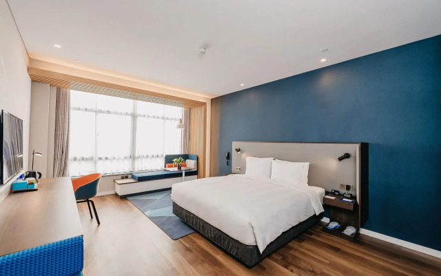 Holiday Inn Express Taizhou CMC by IHG