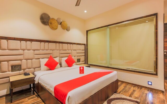 OYO 8039 Hotel Supreme Grande