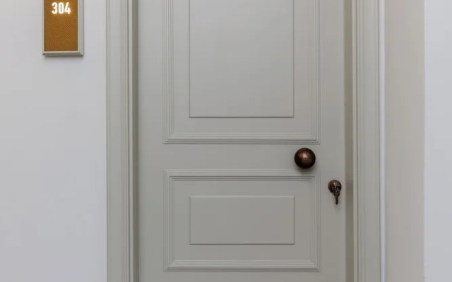 Meydani Suites