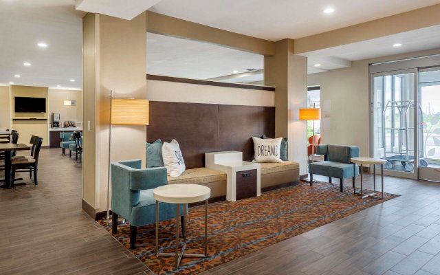 Garner Hotel Clarksville Northeast by IHG