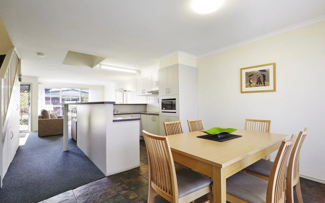 Whitecliffs Beach Resort