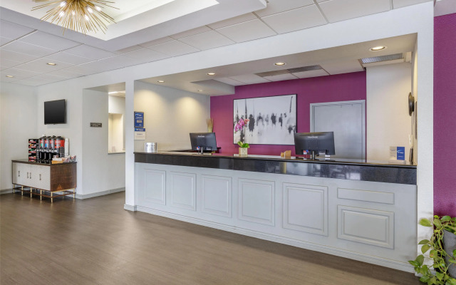 Best Western Hickory