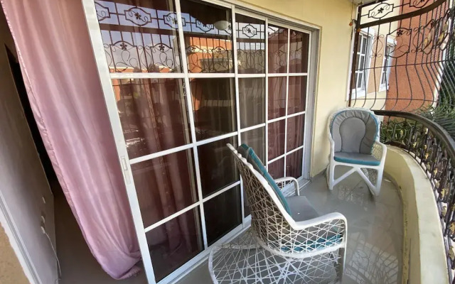 Inviting 3-bedroom Apt in Santo Domingo!