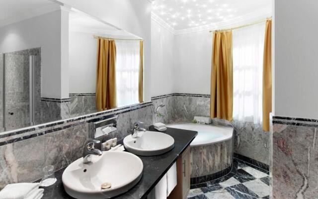 Harisch Hotel Weisses Rössl