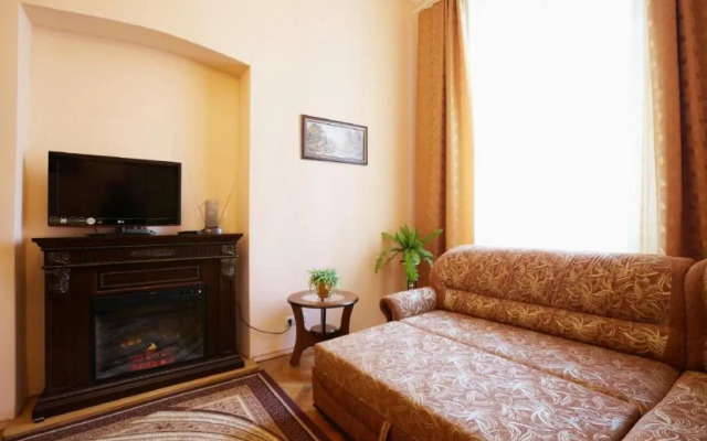 Театральная , 23 2х ком в историческом центре