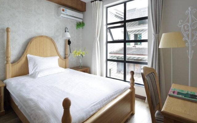 V Theme Inns Hangzhou Lingyin Villa Branch