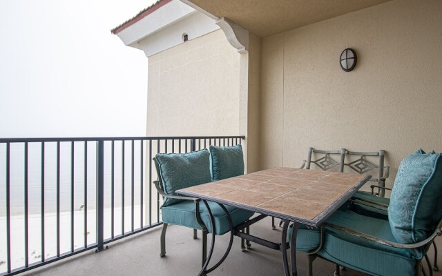 Sienna 1203 Penthouse