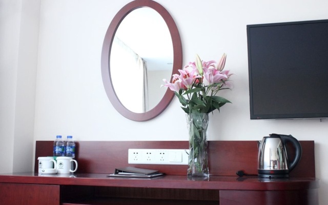 GreenTree Inn ShangHai BaoShan 128 Memorial Road TongHe Road Shell Hotel – Guest Rooms – Shanghai