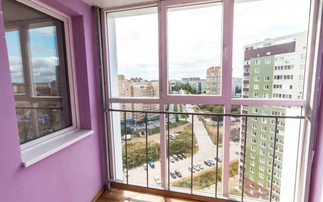 Apartments on Kuzmina Boulevard 27