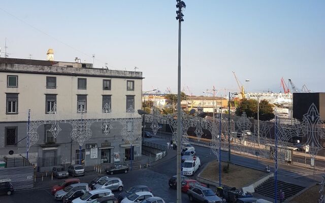 Al Campanile H. Napoli Centro