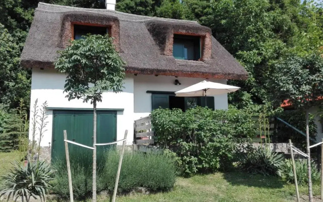 Peace & Beach House in Tihany, Sajkod