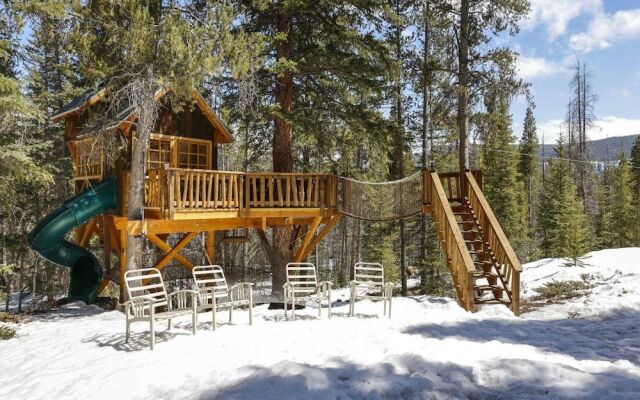 County Road 802 in Blue River