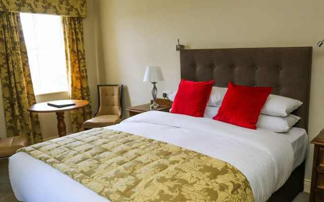 Crover House Hotel