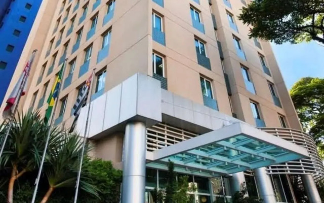 Studio Living Comfort Ibirapuera