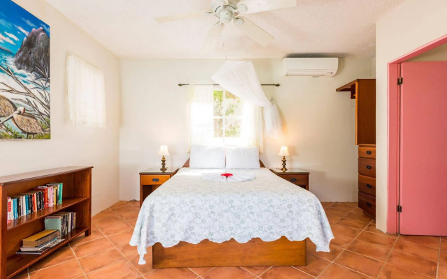 White Bay Villas and Beach Club