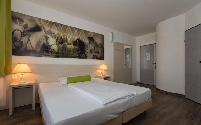 Life Hotel