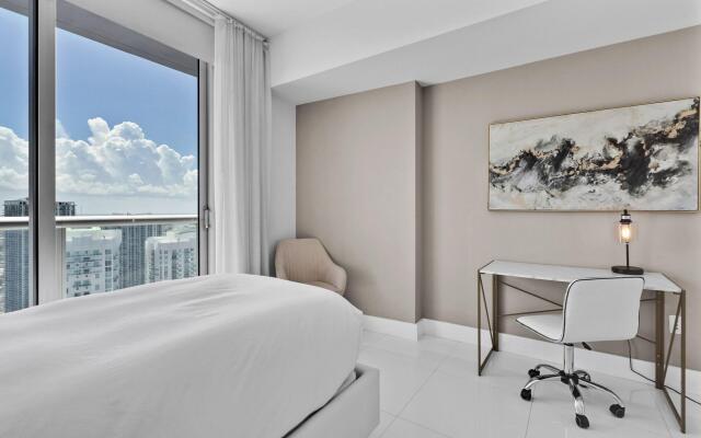 Icon Brickell Downtown W Miami Suites