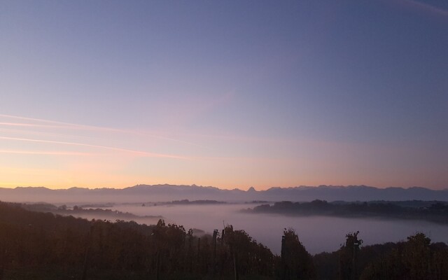 Clos Mirabel Manor B&B