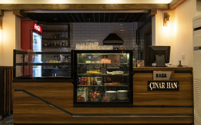 Çınar Han Otel ve Cafe