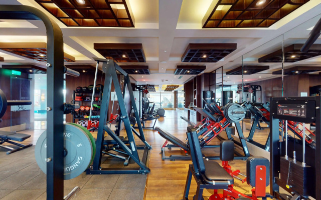 Radisson Collection Hotel & Spa, Riverfront Srinagar