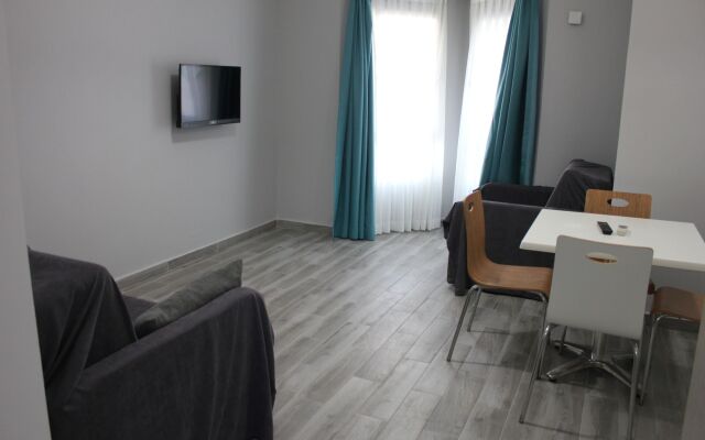 M2 Otel