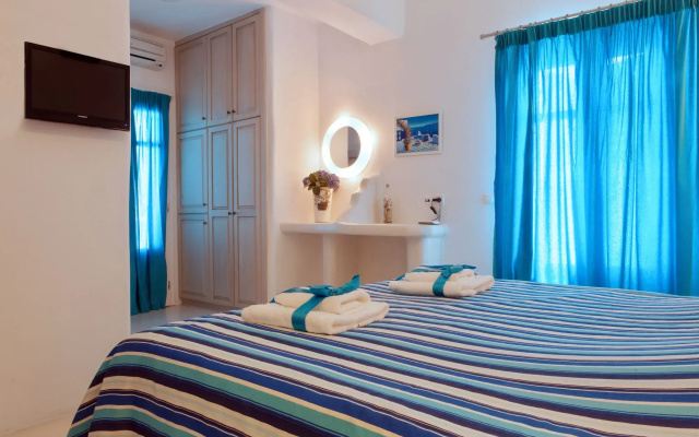 Tinos Aqua Palazzo