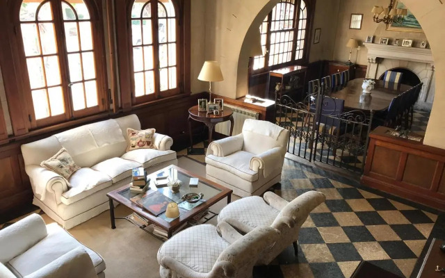 Villa Black Bnb