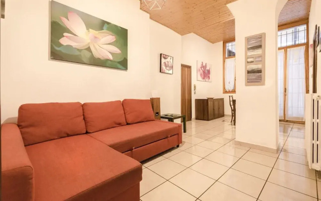 Carro Apartment