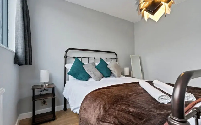 Kensington 3 Bedroom Flat Close2subway