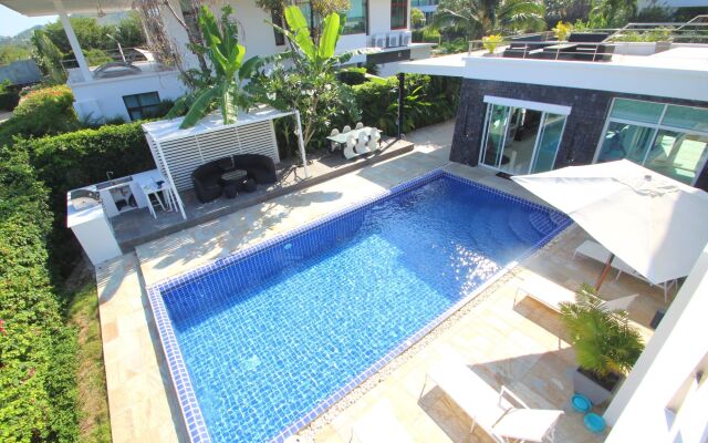 Hua Hin 5 Bedrooms Mansion B3