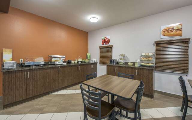 Quality Inn Airport