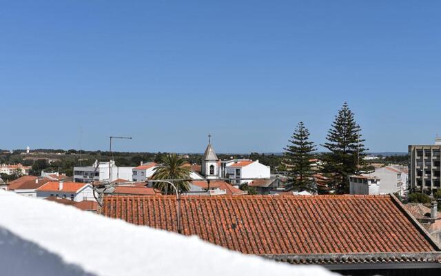 Batalhoz House Bed & Breakfast