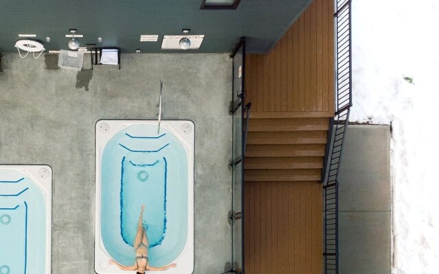 Basecamp Resorts Revelstoke