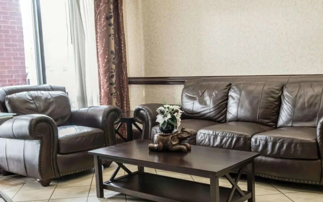 Comfort Inn & Suites Midway - Tallahassee West