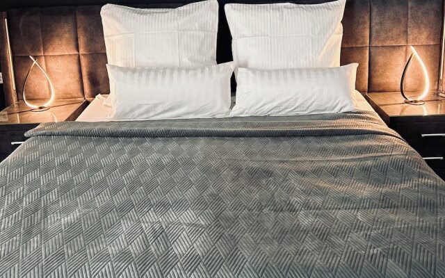 Firstclass Event & Hotel