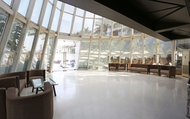 OYO 8190 Hotel Satyan Inn