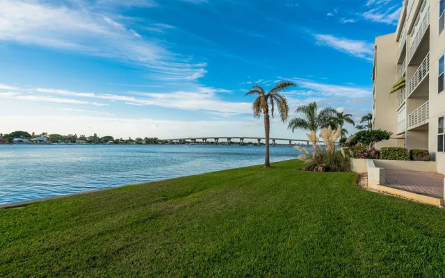 Bahia Vista by VTrips