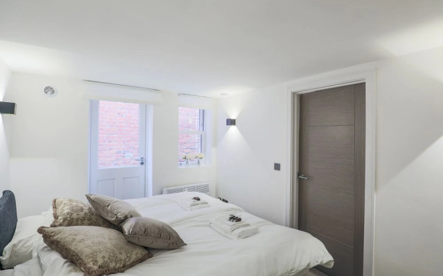 Fulham Apartment by Emerald