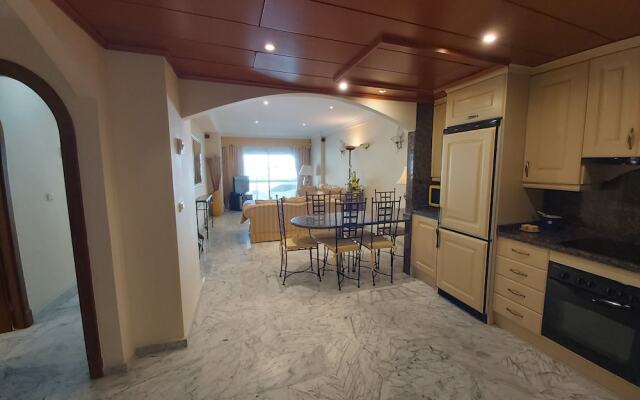 Del Parque Flats Puerto Marina Isla